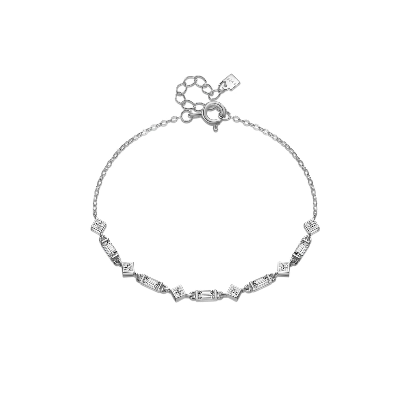 Silver bracelet with alternating square and rectangular black stones on a fine chain, from the Vindemia line.